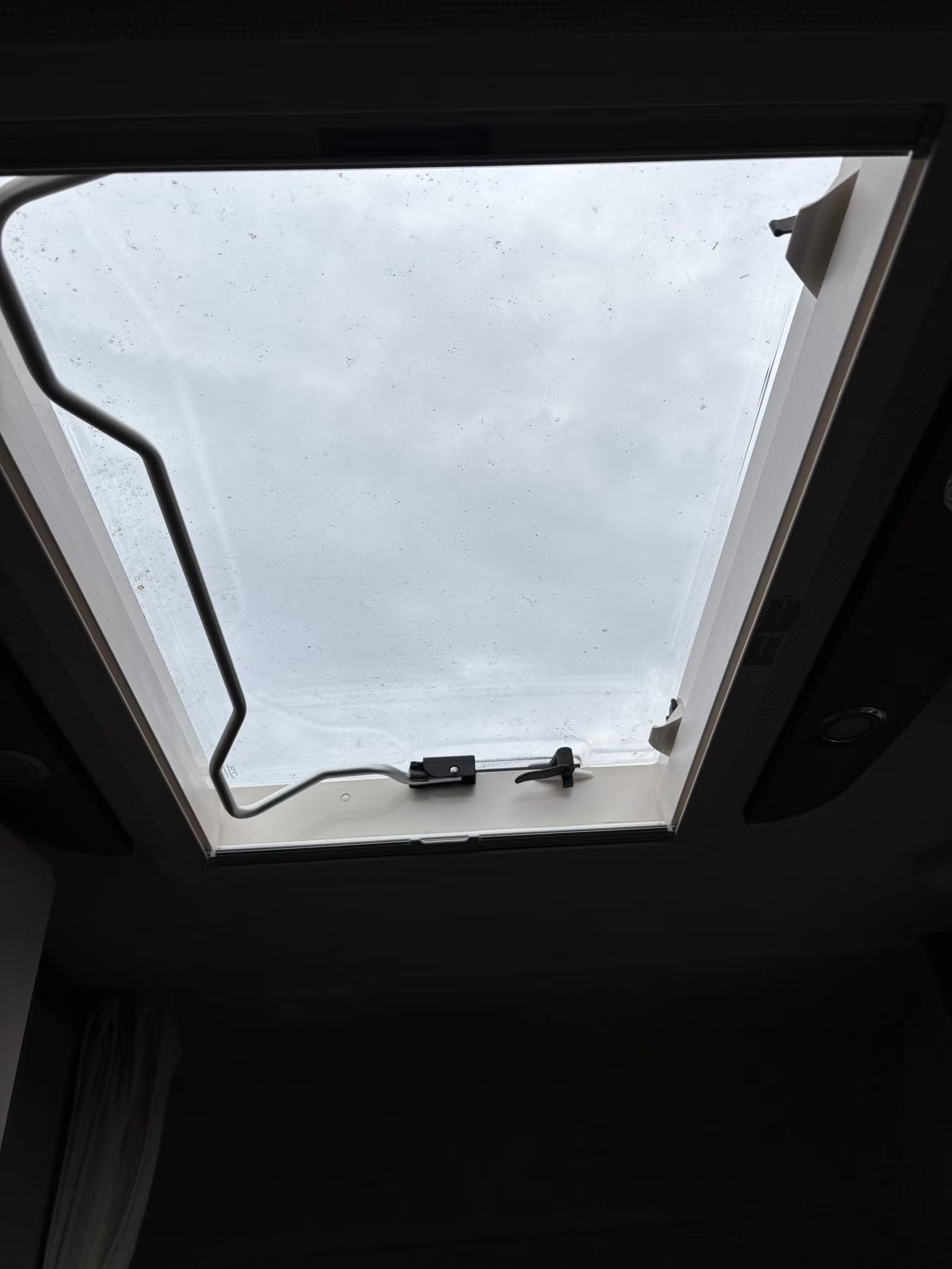 Bürstner Premio Plus – 6 Couchages  –  Année 2018