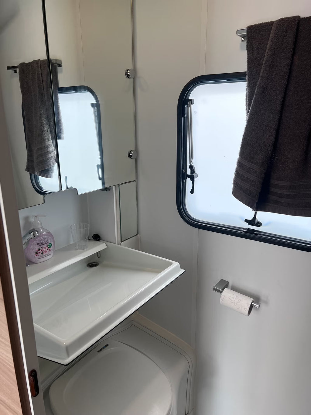 Adria 542 PK – 6 Couchages - Année 2015