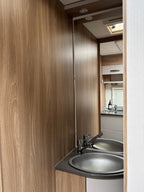 Bürstner Premio Plus – 6 Couchages  –  Année 2018