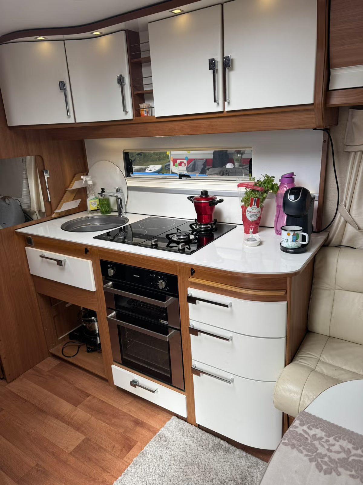 KABE Hacienda 880 – 7 Couchages – Année 2014