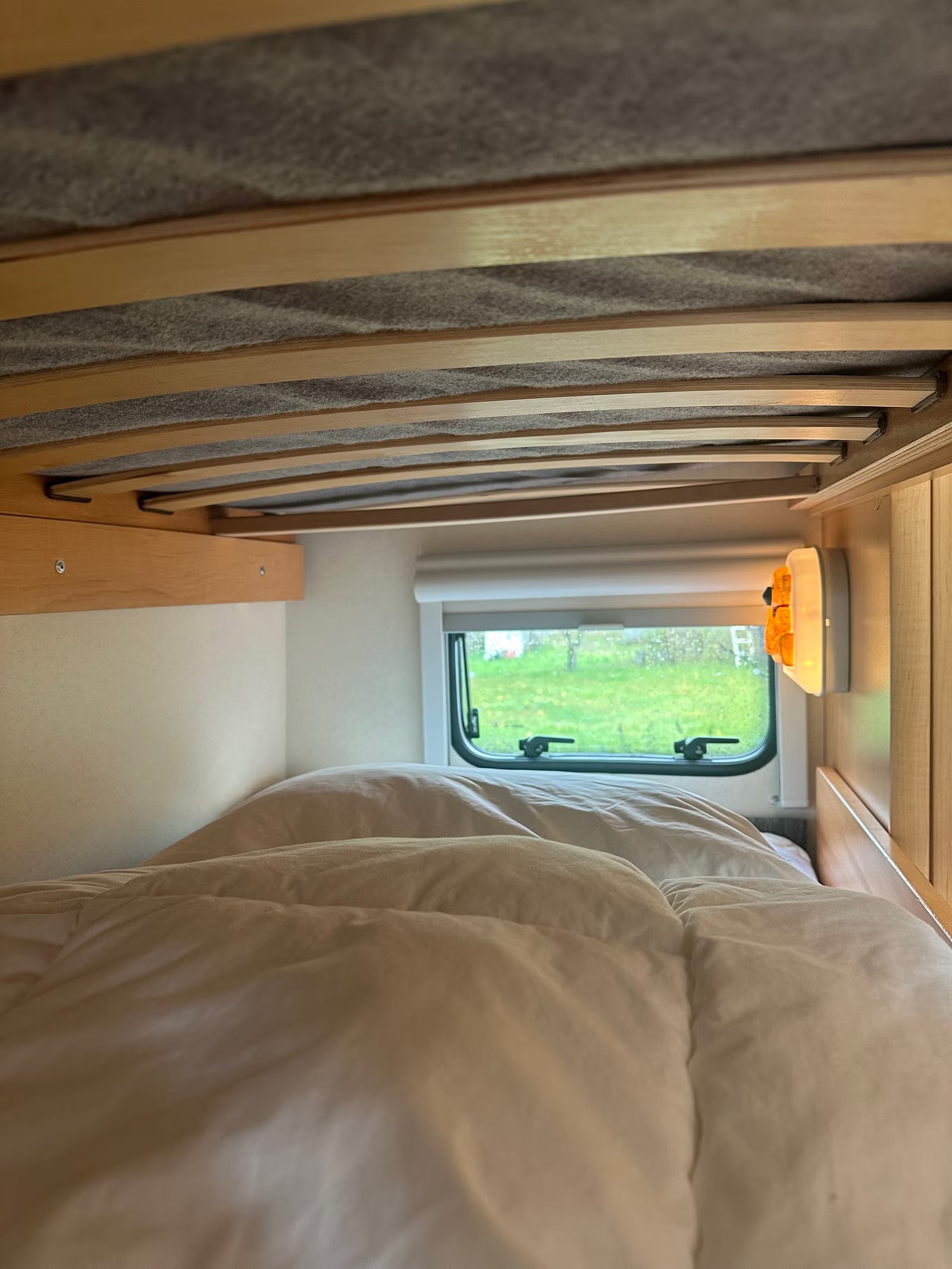 Caravane Hobby 560 KMFE Deluxe – 7 Couchages – Année 2008