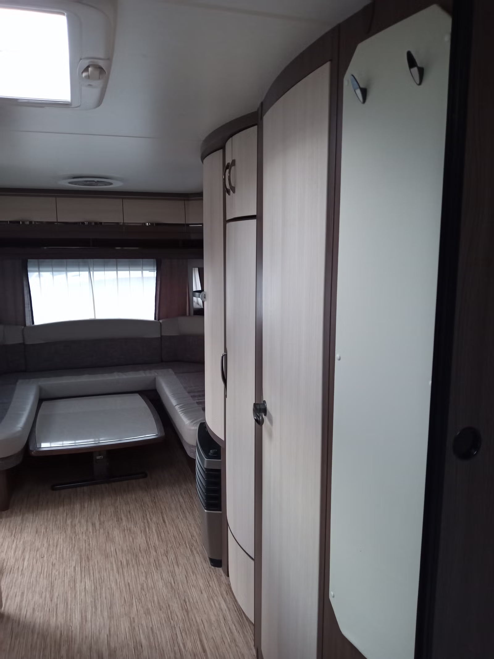 Hobby Prestige 610 – 4 Couchages – Année 2014