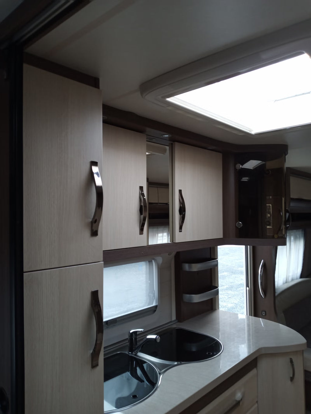 Hobby Prestige 610 – 4 Couchages – Année 2014