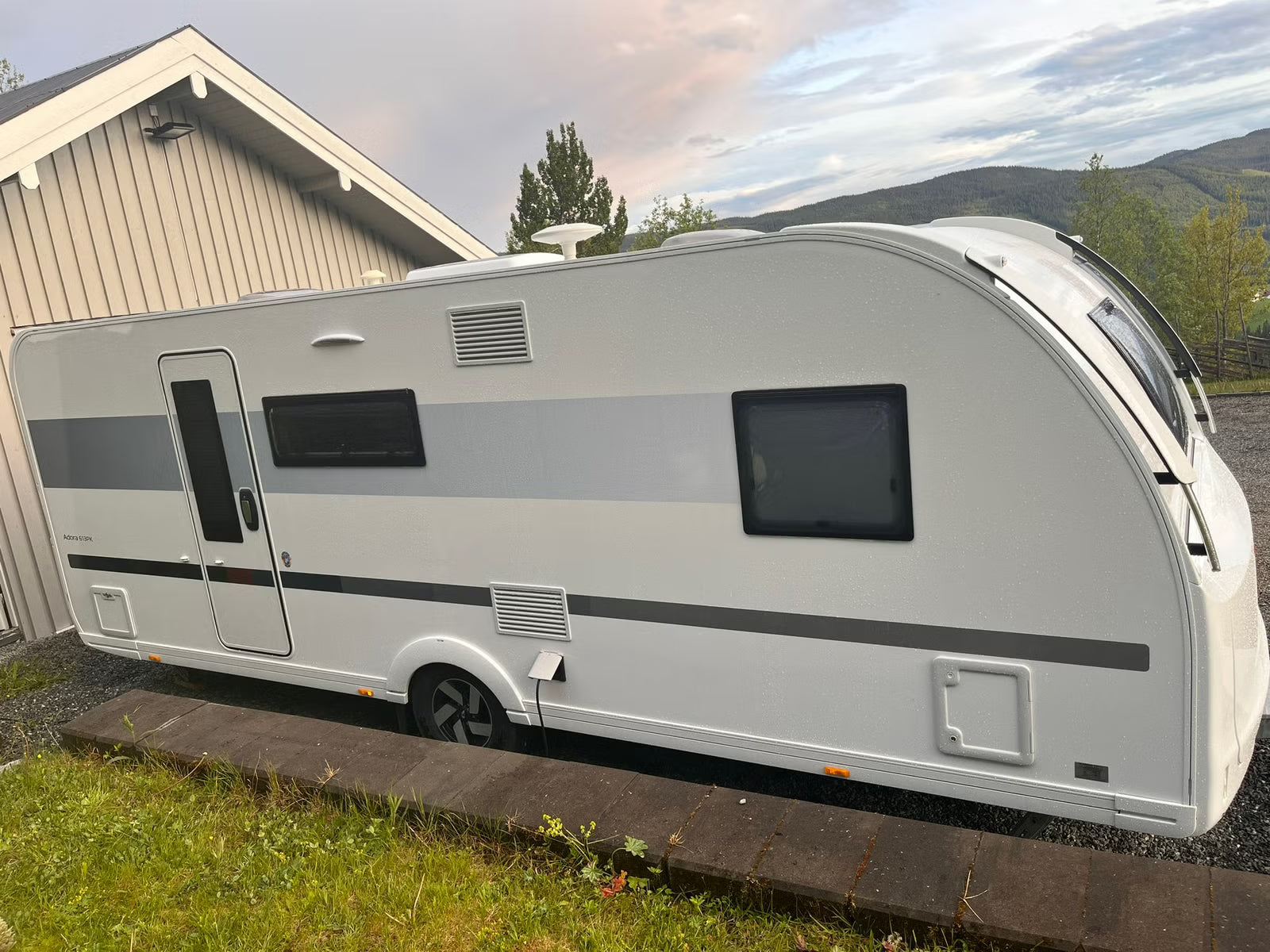 Adria Adora 613 PK – 7 Couchages – Année 2022