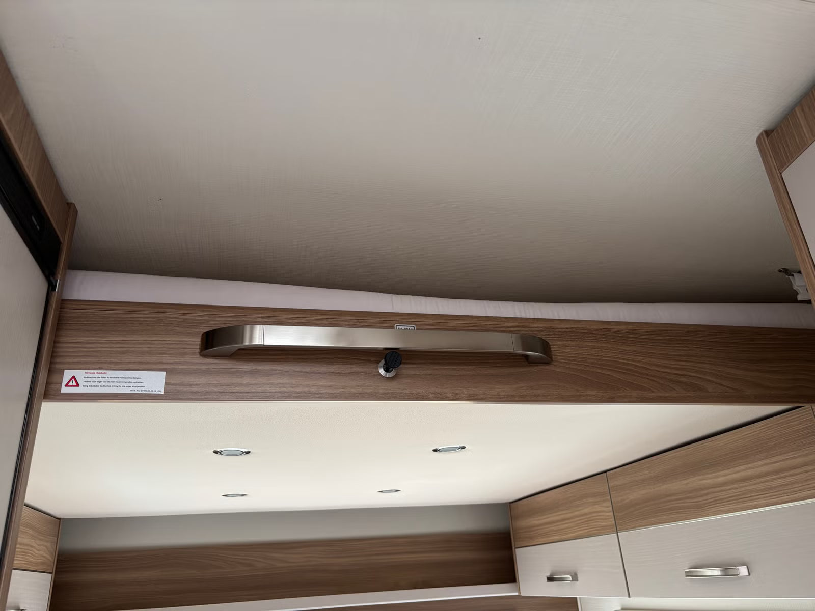 Bürstner Premio Plus – 6 Couchages  –  Année 2018