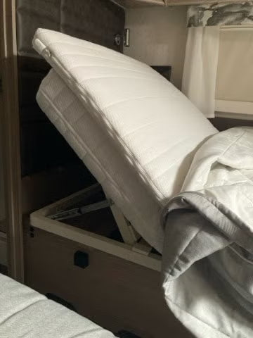 Caravane KABE Royal 630 TDL KS E2 - 4 couchage - Année 2021