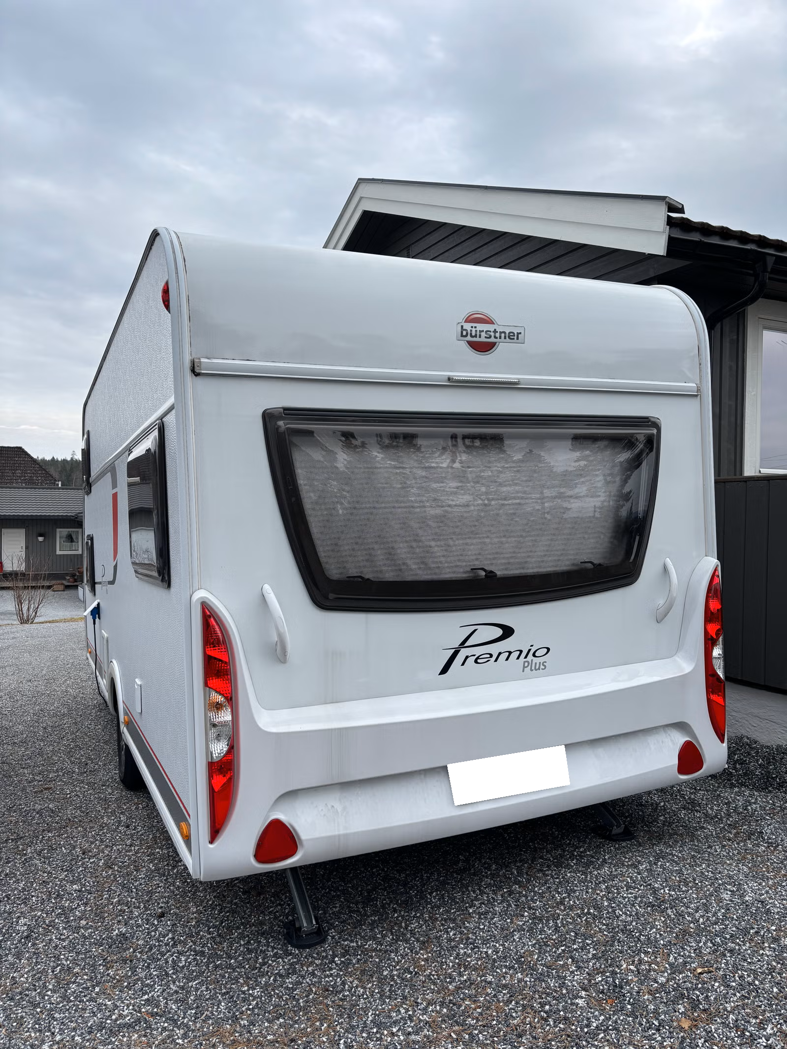 Bürstner Premio Plus – 6 Couchages  –  Année 2018