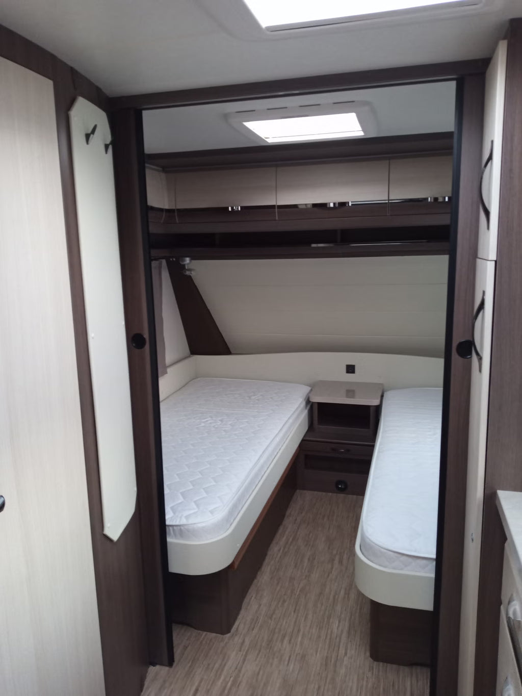 Hobby Prestige 610 – 4 Couchages – Année 2014