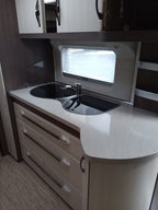 Hobby Prestige 610 – 4 Couchages – Année 2014